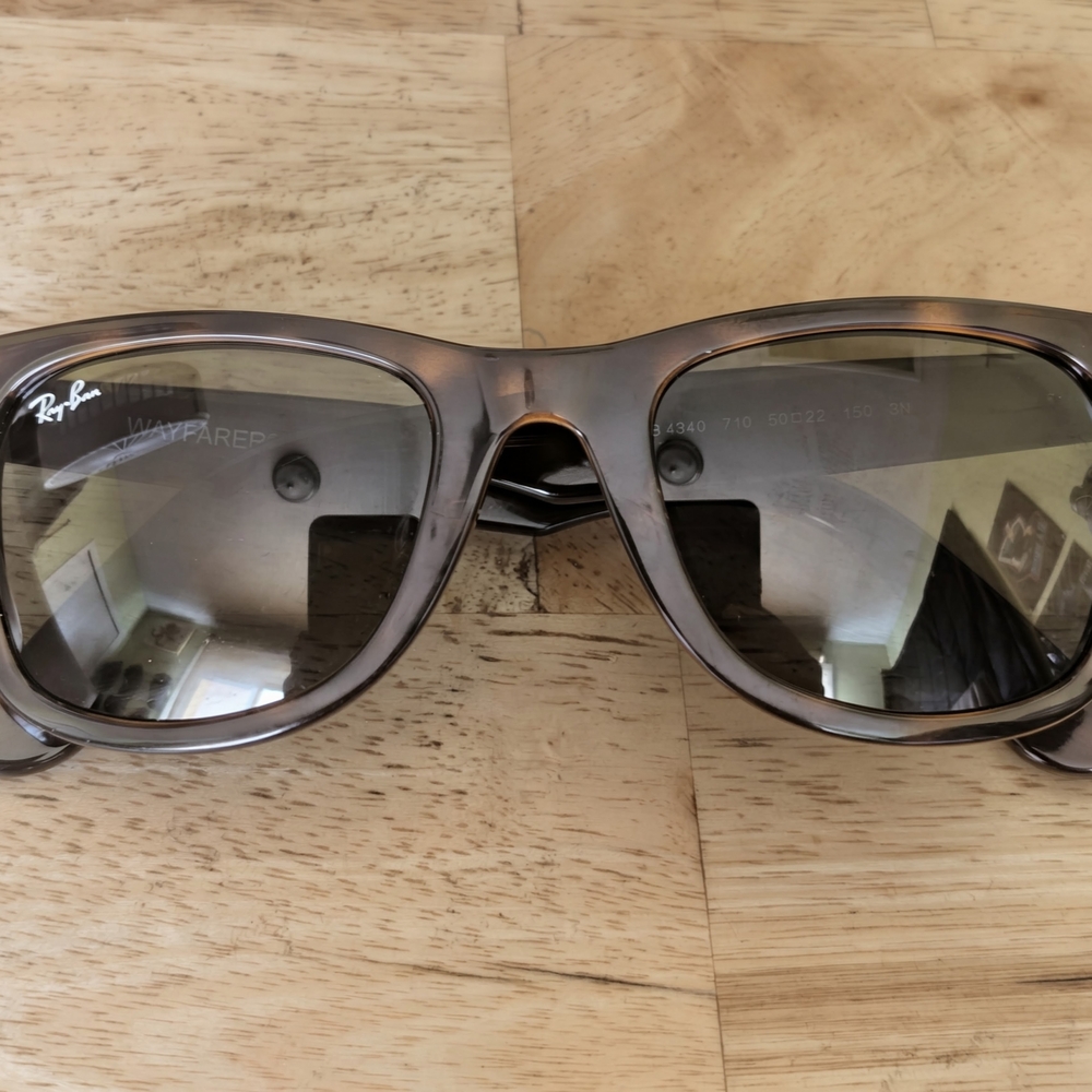 Ray-Ban Wayfarer Sunglasses Unisex Brown